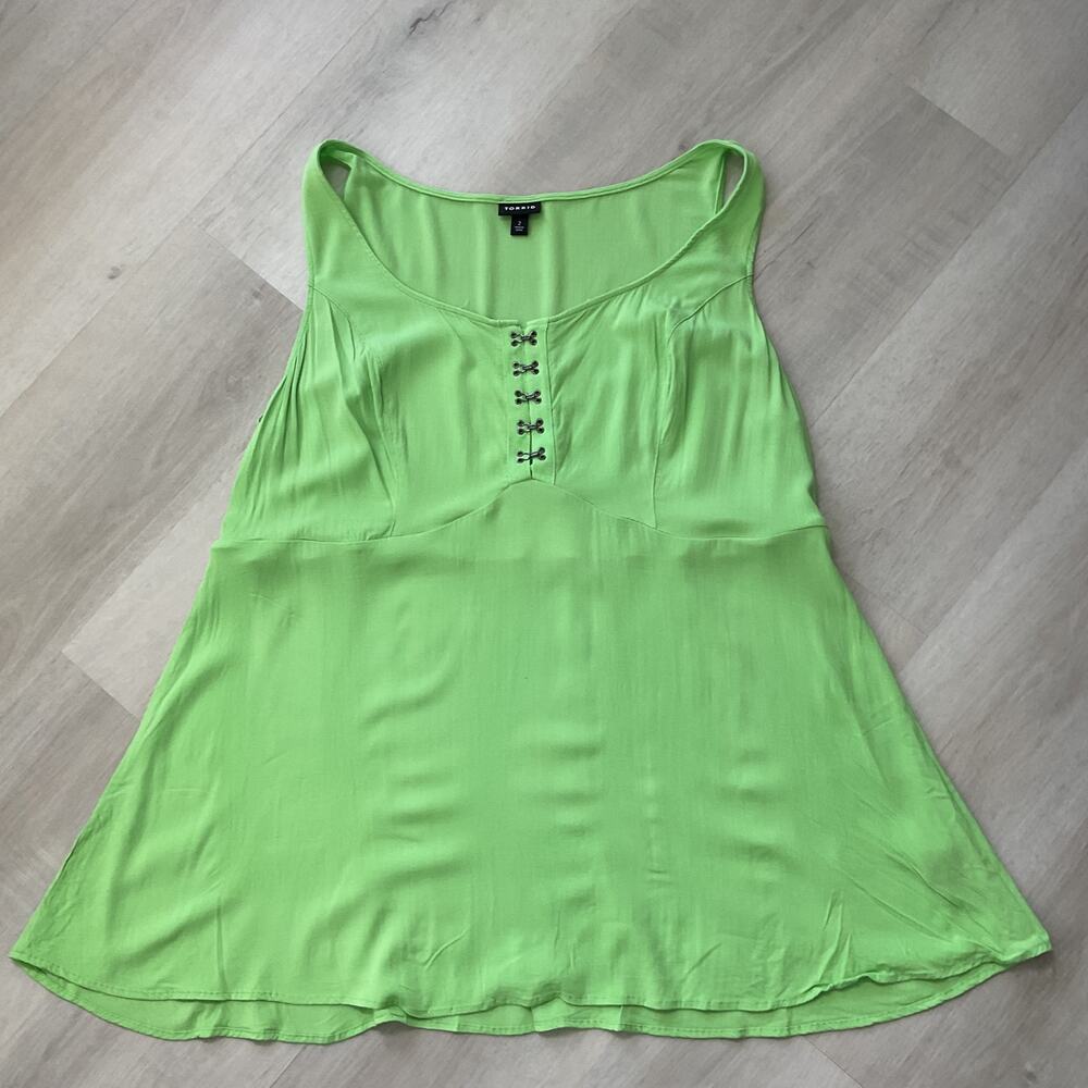 Torrid Green Henley Tank Top Womens 2XL Hook Closure